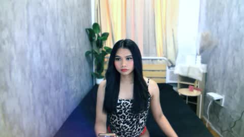 atashakendall online show from February 6, 2026, 1:32 am