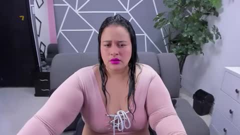 atena_glow_ online show from February 24, 2026, 2:42 am