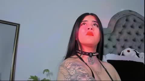 Snapshot of atena_hill chatting on January 17, 2026, 8:34 pm Athena online show from January 17, 2026, 8:34 pm