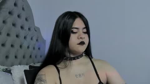 Snapshot of atena_hill chatting on February 10, 2026, 8:13 pm Athena online show from February 10, 2026, 8:13 pm