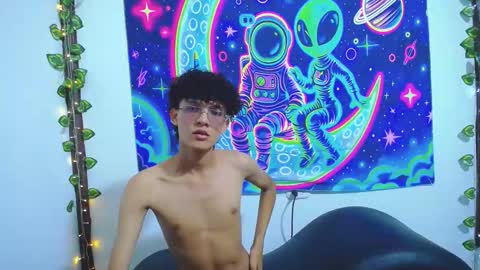 Snapshot of atena_hot29 chatting on December 2, 2025, 7:53 pm atena_hot29 online show from December 2, 2025, 7:53 pm