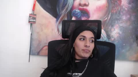 COLOMBIA online show from May 11, 2026, 8:50 pm