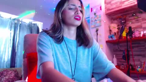 Atenea online show from February 7, 2025, 3:52 pm