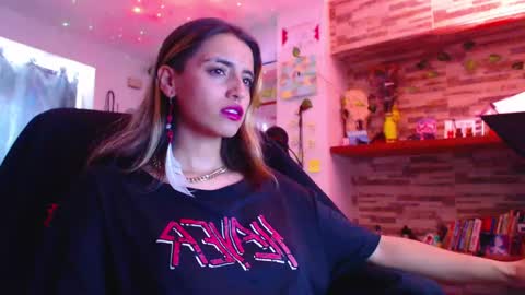 Atenea online show from March 1, 2025, 4:54 pm