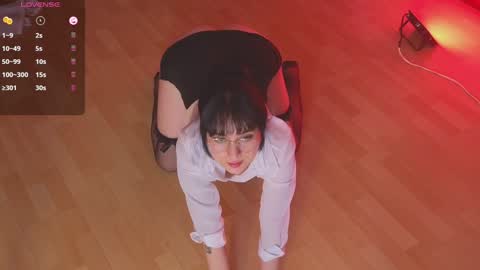 Atenea  online show from January 31, 2025, 11:13 pm