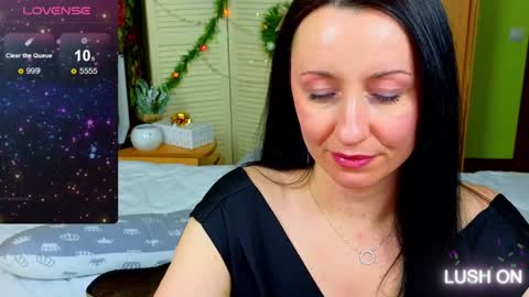 athena starry online show from December 12, 2024, 7:19 am