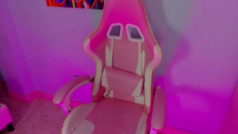 athenea__fox online show from October 5, 2025, 11:30 am