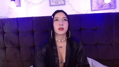 athenea_foxy online show from October 7, 2025, 3:04 am