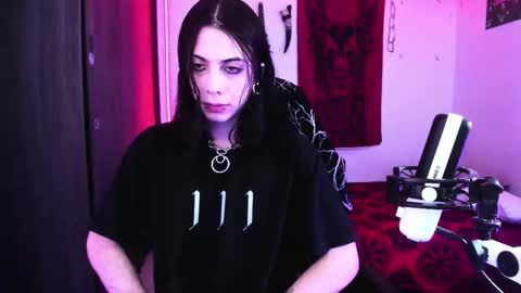 athenauwu online show from March 10, 2026, 7:13 am