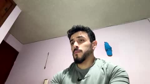 Snapshot of athlete_boy22 chatting on October 10, 2025, 7:51 am Atlas online show from October 10, 2025, 7:51 am