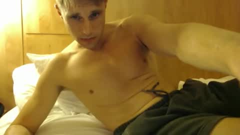 tommycb55555 online show from October 19, 2025, 7:25 pm