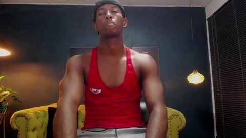 Snapshot of athleticbig_cock chatting on October 28, 2025, 1:42 am ATHLETIC COCK online show from October 28, 2025, 1:42 am