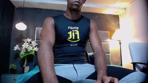 Snapshot of athleticbig_cock chatting on November 15, 2025, 1:36 am ATHLETIC COCK online show from November 15, 2025, 1:36 am