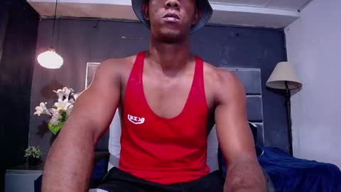 Snapshot of athleticbig_cock chatting on November 30, 2025, 1:53 am ATHLETIC COCK online show from November 30, 2025, 1:53 am