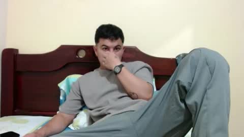 Robin online show from December 23, 2025, 3:48 am