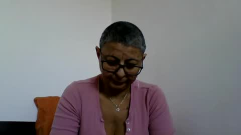 atikaarea online show from January 14, 2025, 11:20 am