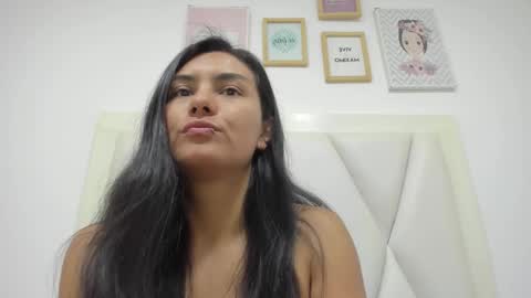 Snapshot of atilana_diaz chatting on February 5, 2026, 4:44 pm Atilana Diaz online show from February 5, 2026, 4:44 pm