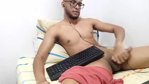 Torres online show from December 4, 2024, 3:15 am