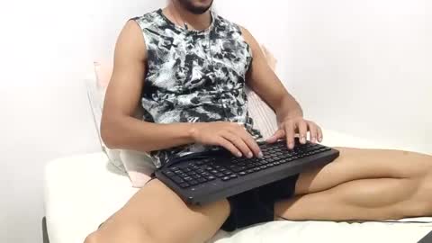 Torres online show from December 31, 2024, 1:36 am