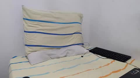 Torres online show from January 12, 2025, 7:53 pm