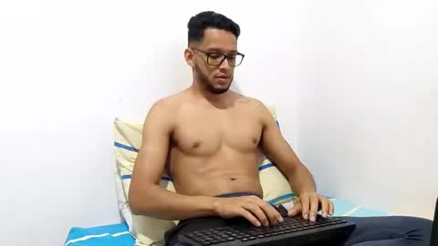 Torres online show from February 17, 2025, 2:42 am