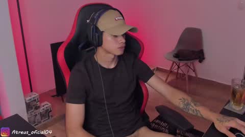 Snapshot of atreus_oficial chatting on December 10, 2024, 6:44 am Atreus online show from December 10, 2024, 6:44 am