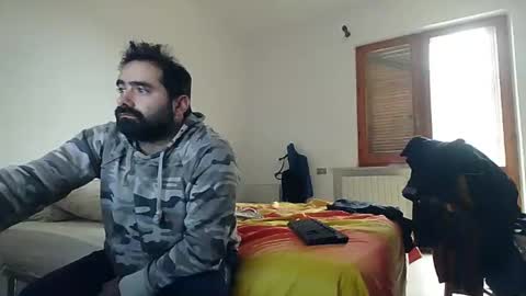 Snapshot of attila85 chatting on November 3, 2025, 2:51 pm Bleakw85 online show from November 3, 2025, 2:51 pm