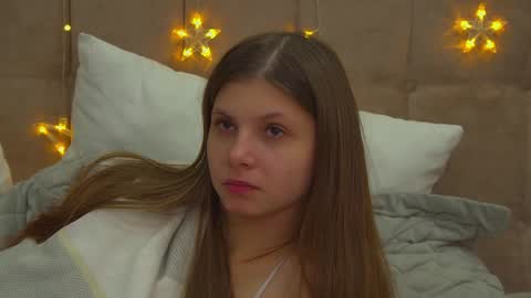 Snapshot of audreybarlow chatting on December 6, 2024, 9:32 am Audrey online show from December 6, 2024, 9:32 am