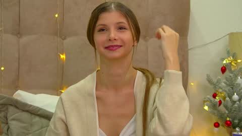 Snapshot of audreybarlow chatting on December 18, 2024, 2:28 pm Audrey online show from December 18, 2024, 2:28 pm