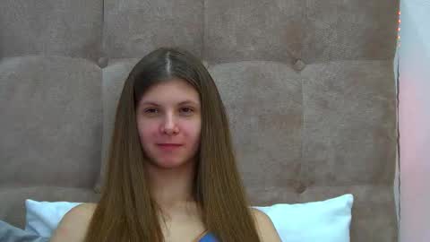 Snapshot of audreybarlow chatting on February 19, 2025, 9:28 am Audrey online show from February 19, 2025, 9:28 am