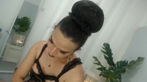 Audrey online show from October 24, 2025, 9:33 pm