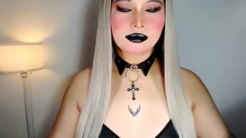 Snapshot of audreyholloway chatting on June 14, 2026, 9:00 am Audrey online show from June 14, 2026, 9:00 am