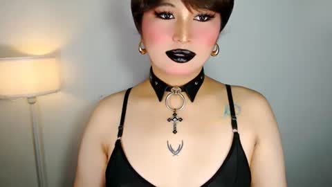 Snapshot of audreyholloway chatting on June 15, 2026, 9:11 am Audrey online show from June 15, 2026, 9:11 am