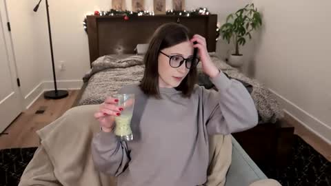 Miss Audrey online show from December 13, 2024, 9:30 pm