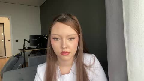 Snapshot of audriashearon chatting on June 8, 2026, 8:37 am Elene online show from June 8, 2026, 8:37 am