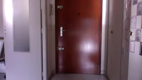 auguste061400 online show from February 24, 2025, 9:00 am