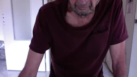 Snapshot of auguste688483 chatting on January 6, 2026, 9:57 am auguste688483 online show from January 6, 2026, 9:57 am