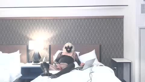 Dodge001 online show from January 20, 2025, 11:10 pm