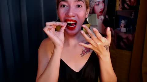 Miss awra online show from February 13, 2025, 5:26 am