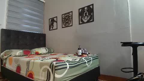 Snapshot of auralis_lux chatting on July 17, 2026, 12:12 pm auralis_lux online show from July 17, 2026, 12:12 pm