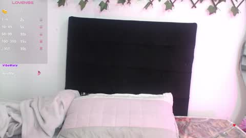 aurelynegp online show from September 23, 2025, 11:24 am