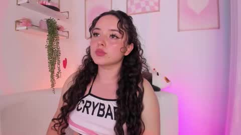 Aurora online show from September 17, 2025, 11:28 pm