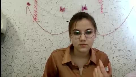 Snapshot of aurora_breeze chatting on February 4, 2026, 6:41 am Kiara Xanthe online show from February 4, 2026, 6:41 am