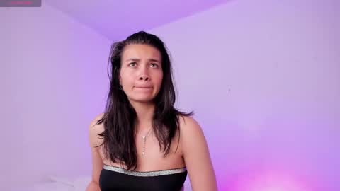 Snapshot of aurora_divine chatting on April 25, 2026, 7:00 pm aurora_divine online show from April 25, 2026, 7:00 pm