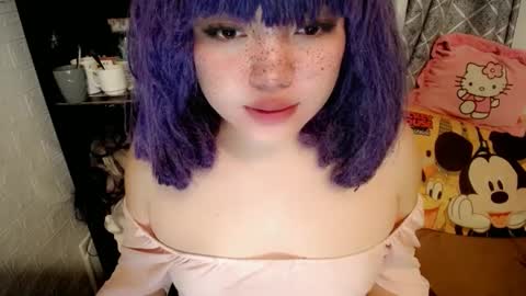 cute online show from February 25, 2025, 1:28 pm