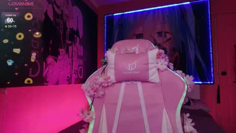 Serena online show from October 19, 2025, 8:15 am