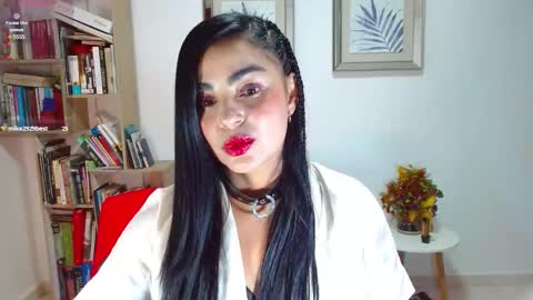 Snapshot of aurora_williams1 chatting on January 14, 2025, 1:26 am Aurora online show from January 14, 2025, 1:26 am