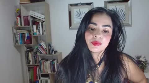 Snapshot of aurora_williams1 chatting on January 17, 2025, 1:15 am Aurora online show from January 17, 2025, 1:15 am