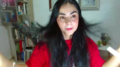 Snapshot of aurora_williams1 chatting on January 17, 2025, 11:29 pm Aurora online show from January 17, 2025, 11:29 pm