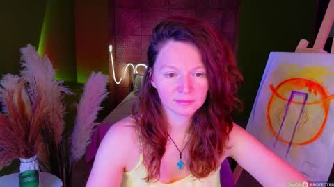 auroraborealis__ online show from November 20, 2025, 6:57 am